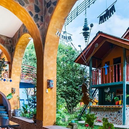Casa Miguel Arcangel Коатепек Экстерьер фото