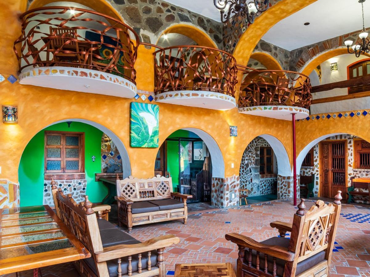 Casa Miguel Arcangel Коатепек Экстерьер фото