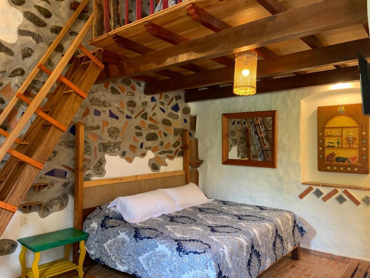 Casa Miguel Arcangel Коатепек Экстерьер фото